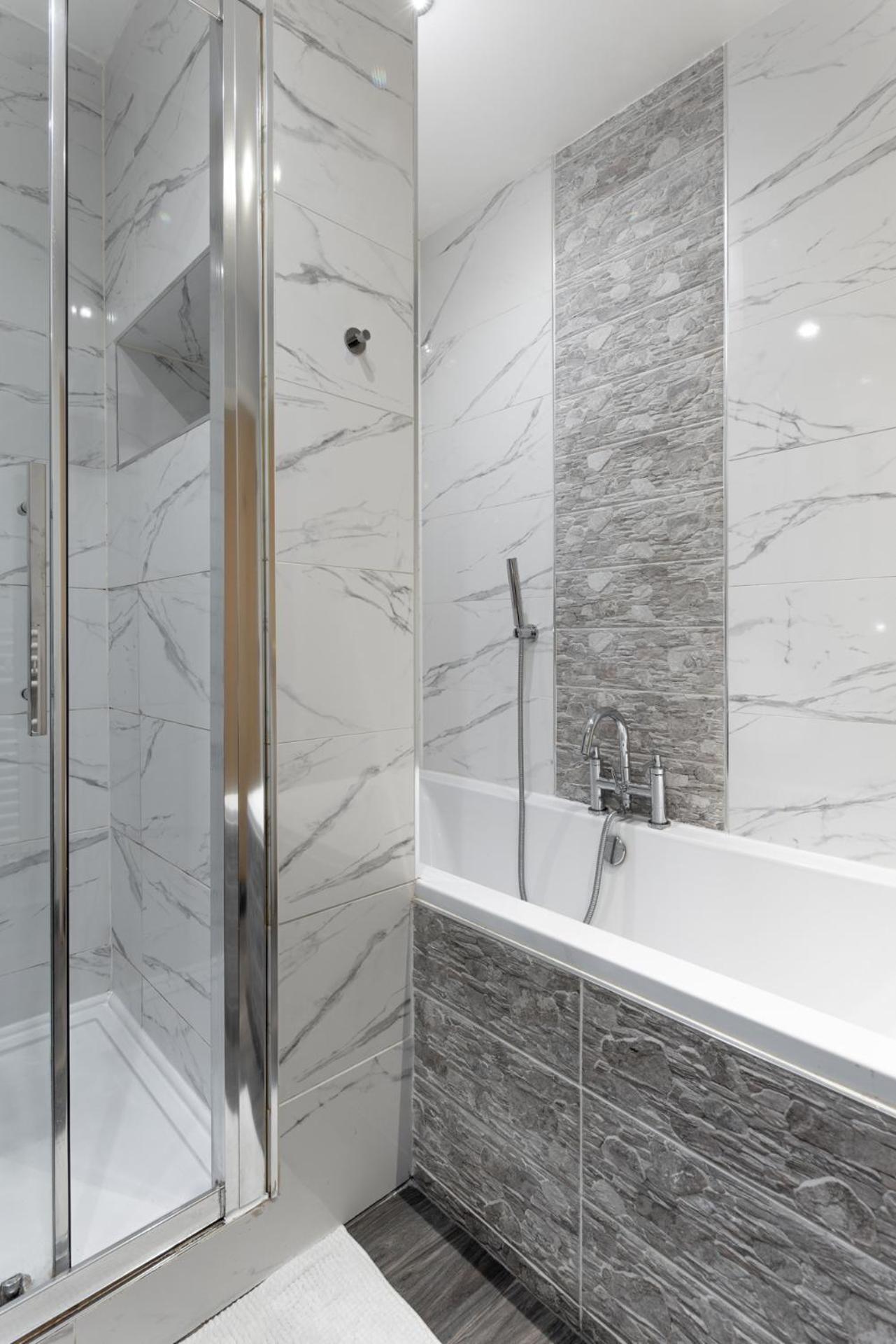 Flatzy - 3 Bedroom In Heart Of Centre Liverpool
