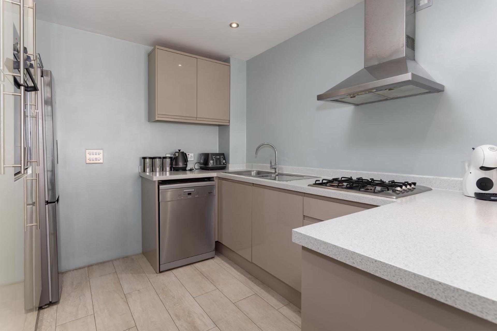 Flatzy - 3 Bedroom In Heart Of Centre Liverpool